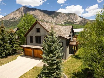 111 Alpine Court