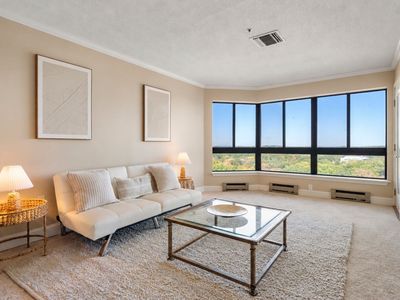 200 Burkhall St Unit 503