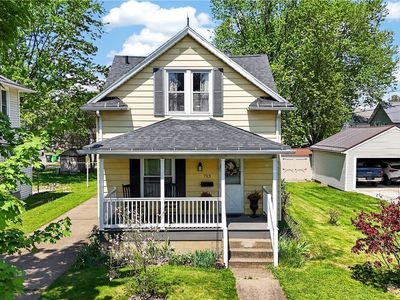 Property at 713 W Oak St, Orrville, OH