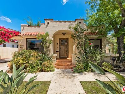 4248 La Salle Ave