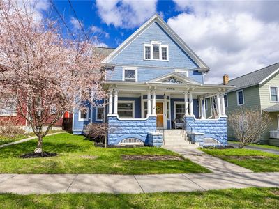 222 William St