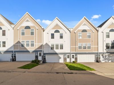 1168 SE Village View Ln