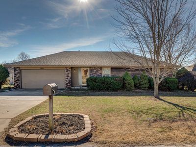 2444 W Swallow Street