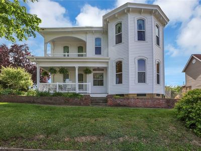 219 High St