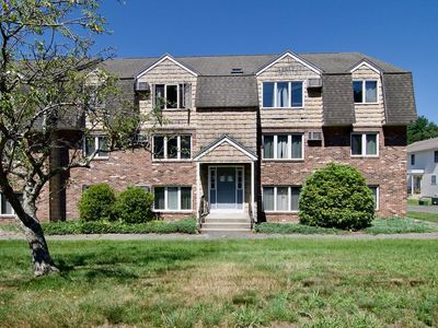 3162 Main St #3162