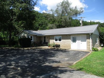 2576 Old State Road 37 Rd S