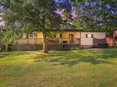 Property at 424 Hyde Cove Dr, Fair Play, SC