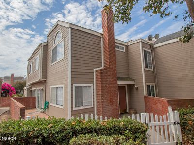 2460 Village Grn