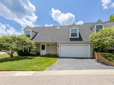 1074 Sandpiper Dr