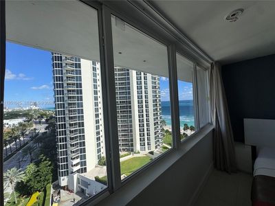 19201 Collins Ave #1130