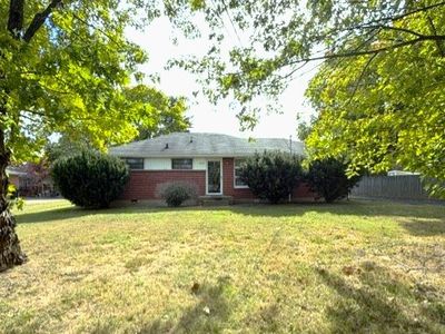 445 McMurray Dr