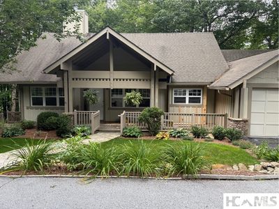 55 Wood Lily Way
