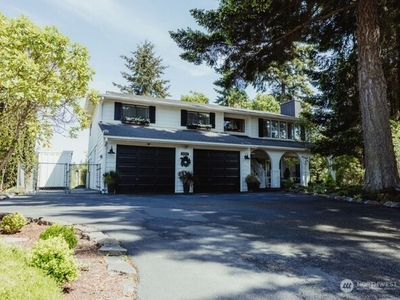 1327 Marie View Street