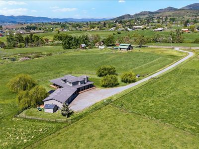 900 Butler Creek Rd