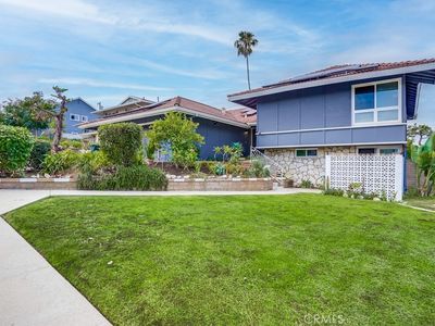 2211 Woodmere Cir