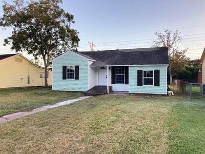 5 Colburn Ave