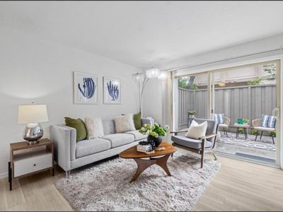 530 La Conner Dr APT 27