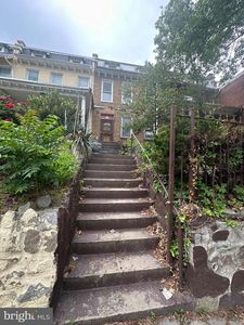 4516 Georgia Ave NW
