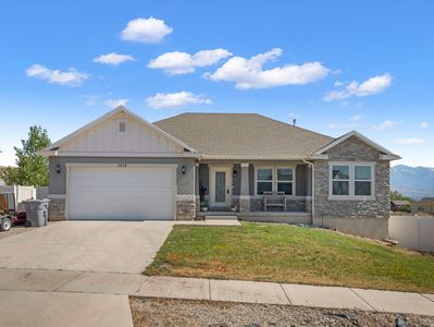 1038 W Meridian Dr