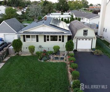 Property at 150 Farragut Ave, Middlesex, NJ