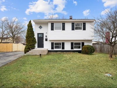 12 Dunsinane Dr