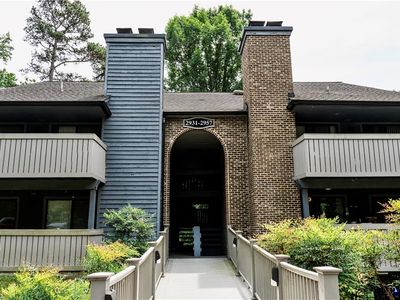2935 Oaktop Cir