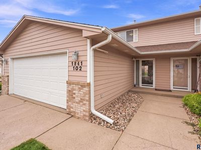 1841 S Sertoma Ave Unit 102