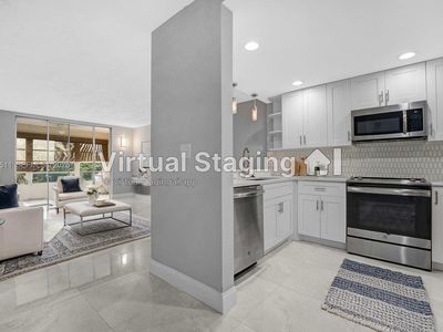 7100 NW 17th St APT 305