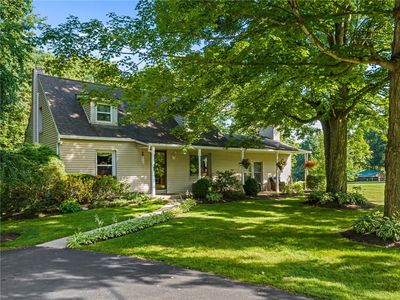295 Straube Ave