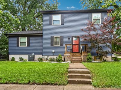 424 W 5th St