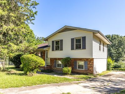 3105 Berry Ct