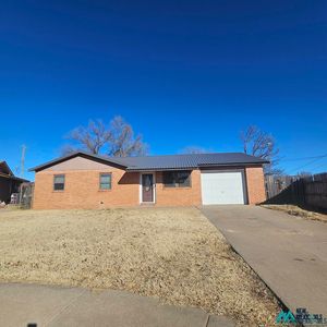 Property at 129 Tucker Cir, Clovis, NM