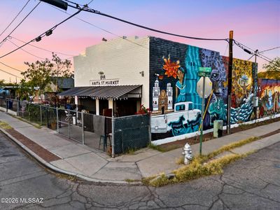 802 N Contzen Ave