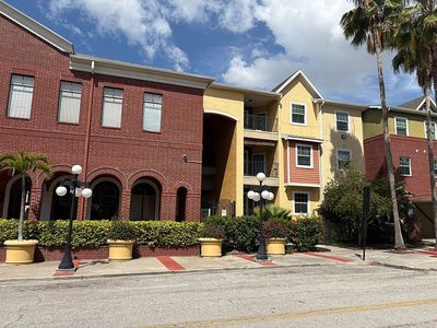 1910 E Palm Ave #4201