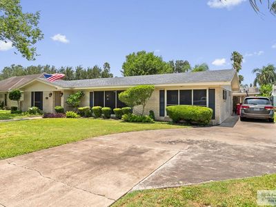 309 Palm Valley Dr W
