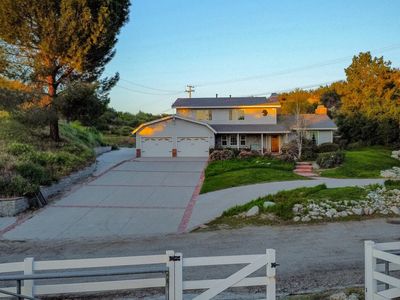 28132 Oak Spring Canyon Rd