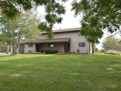 1890 County Rd W