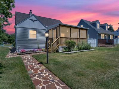 102 Sycamore Rd