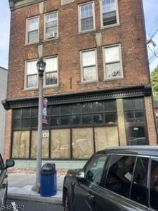 208 Main St #0