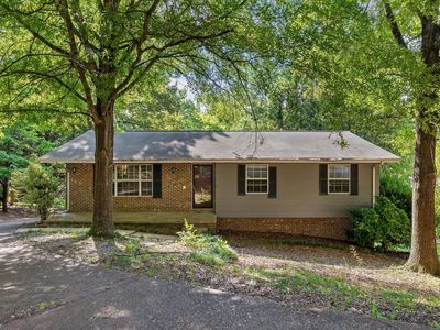 3212 Berkley Dr