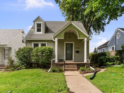 3106 Davenport Ave