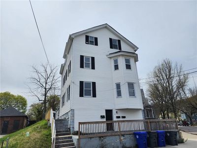 75 Prudence Ave