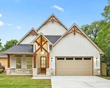Property at 3037 Hiawatha Trl, Lake Worth, TX