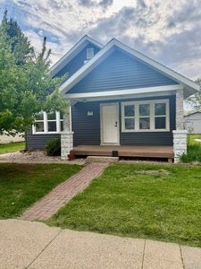 2117 Bryan St