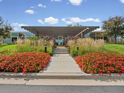 382 Kelburn Rd APT 321