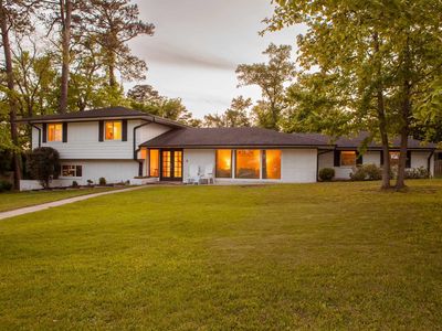 1016 Oaklawn Dr