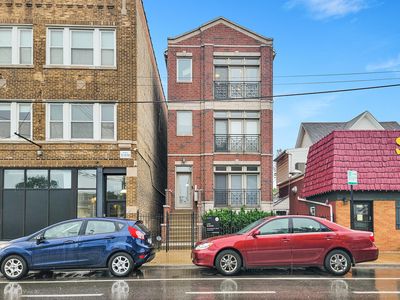 5617 W Lawrence Ave #3