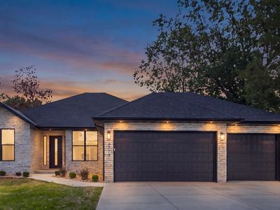5713 S Cloverdale Lane