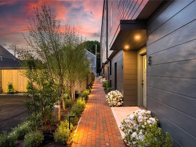 59 Warren St #1