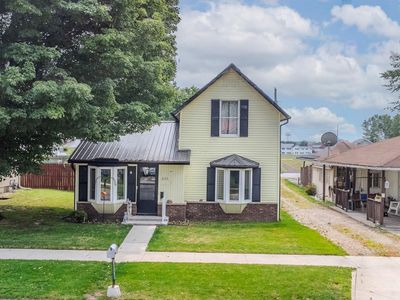 235 W Middlebury St